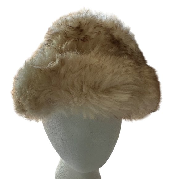 Dyed Italian Lamb beige fur hat band diameter 7 inches made in Italy - Picture 1 of 9